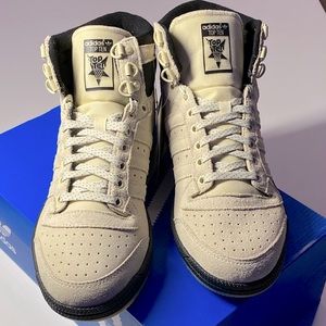 Adidas Top Ten Sand/Black Size 7 and 7 1/2